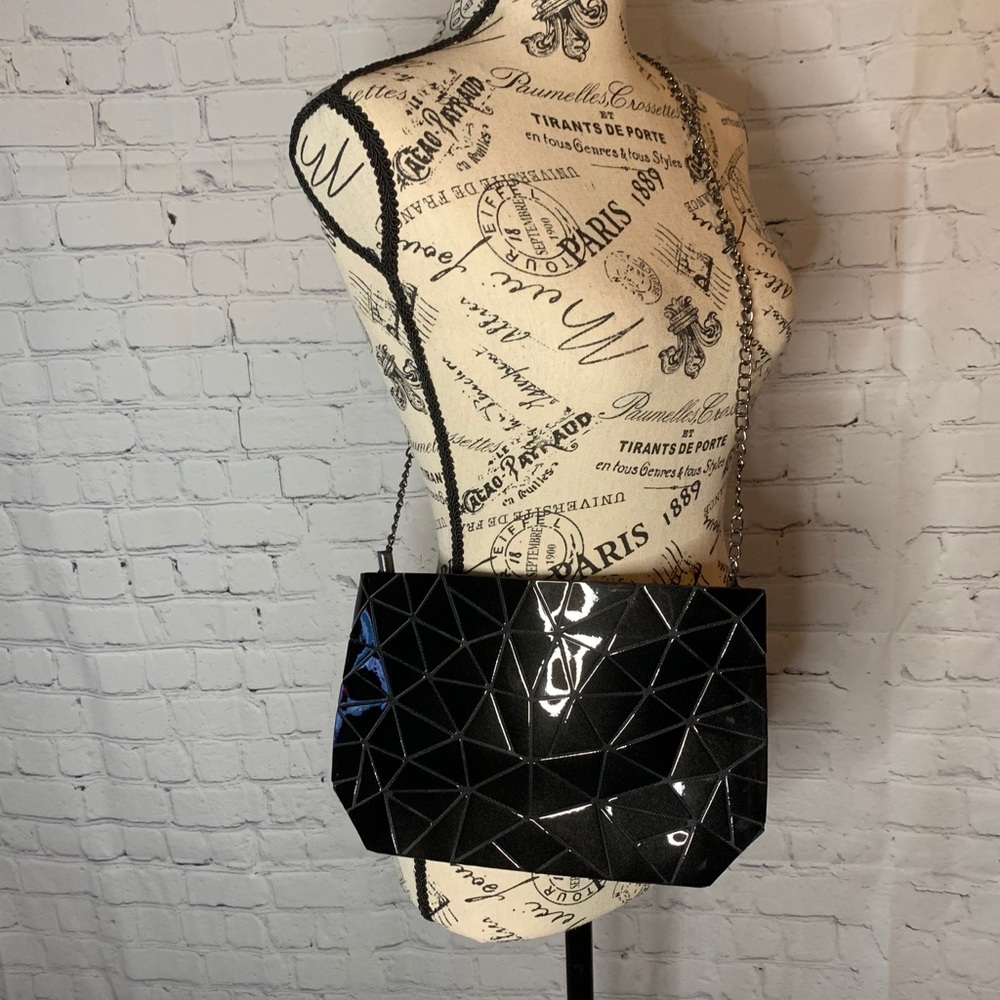 Fashion style shoulder bag. NWOT.